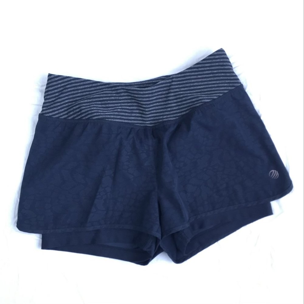 MPG Workout Shorts - navy animal print